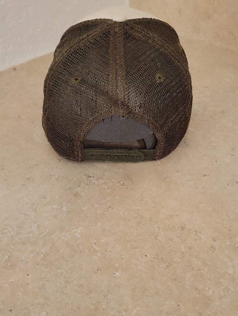 Carhartt Cream Front Olive Brim Brown Mesh Trucker Hat - Picture 4 of 7